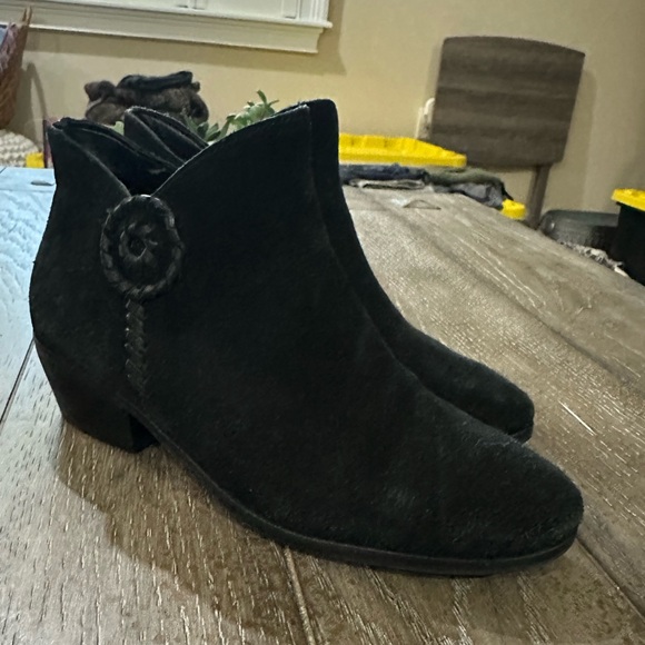 Jack Rogers Boots - Picture 9 of 13